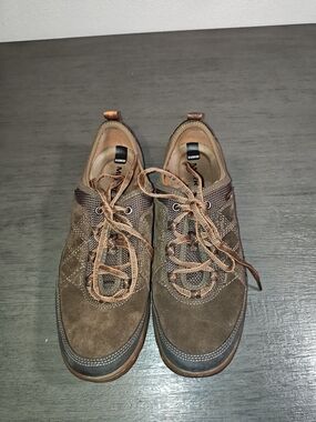 Merrell Woman's Brown Suede Lace-Up Casual Shoes